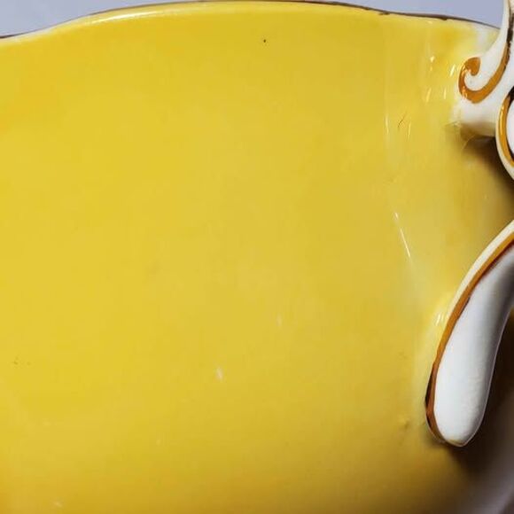 Aynsley Teacup and Saucer Hydrangea Pink Purple White Vintage - Picture 4 of 9